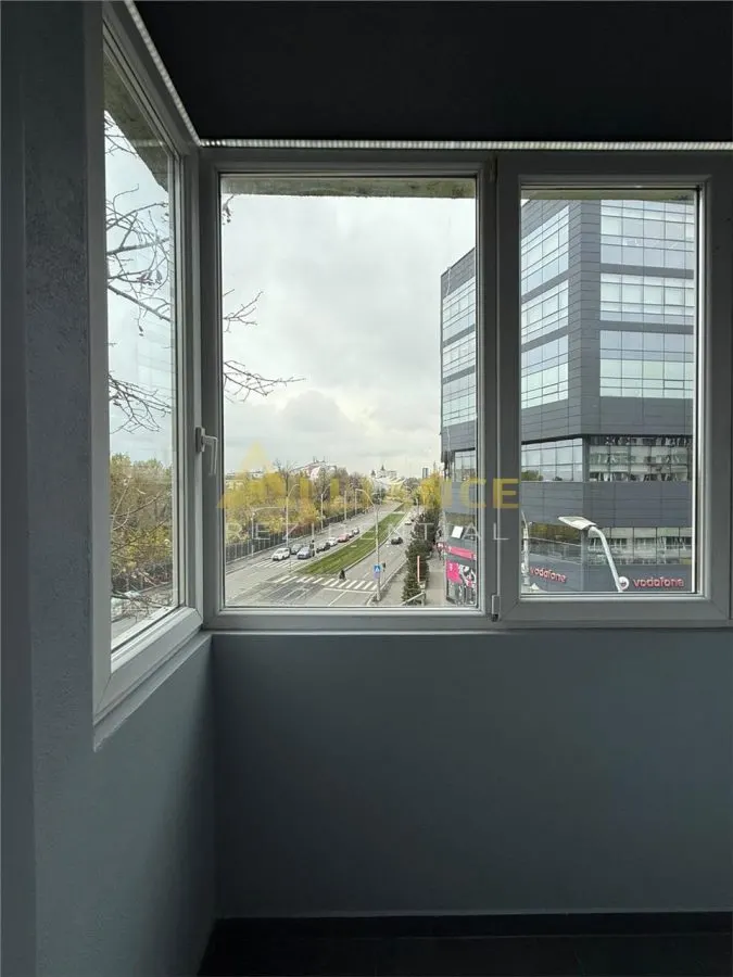 [Eroii Revolutiei] Apartament cu 2 camere, Complet renovat - Mobilat si Utilat - foto 11