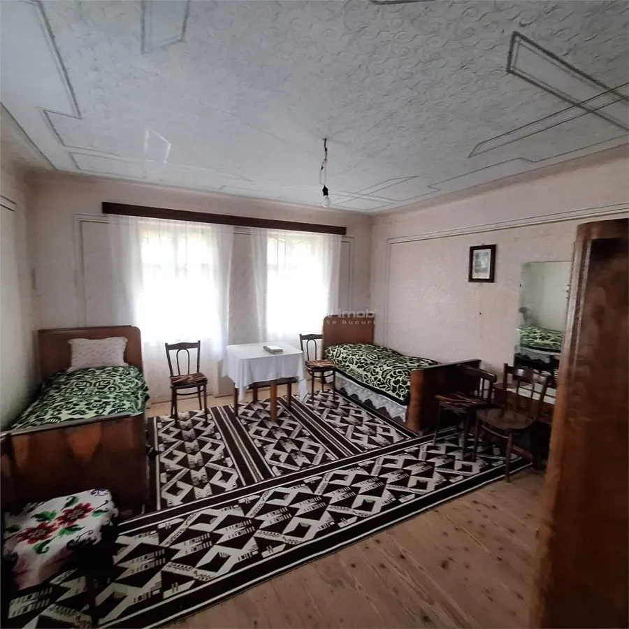 Casa cu Gradina si Teren, 4636 MP. Ghertenis - foto 3