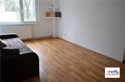 Apartament 2 Camere de Vanzare Zona Cornisa - foto 4