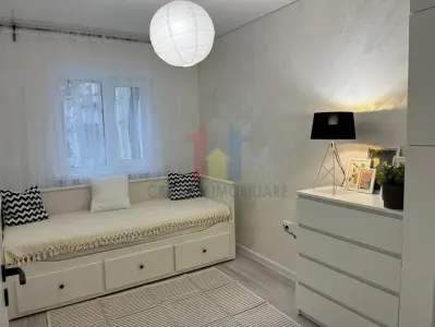 RATE! RENOVAT! Ap.3 cam, cort 1, decomandat, Dorobanti, parter cu balcon - foto 4