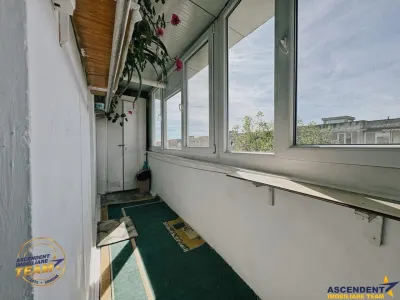 FILM! Apartament 2 camere decomandat, zona apreciabila, cartier Florilor Brasov - foto 4