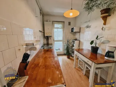 FILM! Apartament 2 camere decomandat, zona apreciabila, cartier Florilor Brasov - foto 10