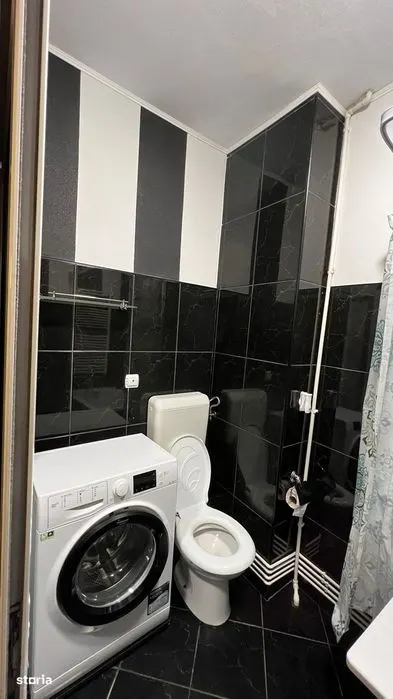 Garsoniera Centrul Istoric,renovata,mobilata-utilata,88500 Euro - foto 8