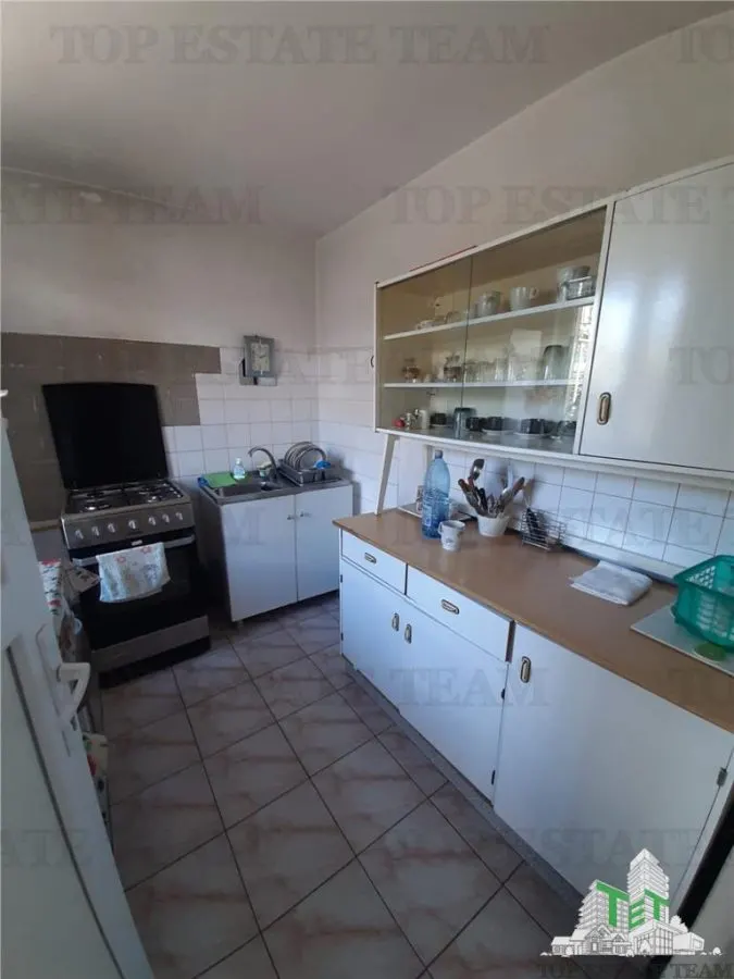 In exclusivitate Piata Veteranilor casa individuala  7 min de metrou - foto 11