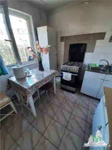 In exclusivitate Piata Veteranilor casa individuala  7 min de metrou - foto 12