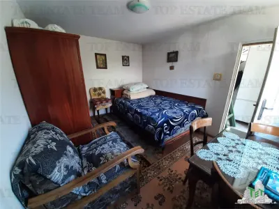 In exclusivitate Piata Veteranilor casa individuala  7 min de metrou - foto 13
