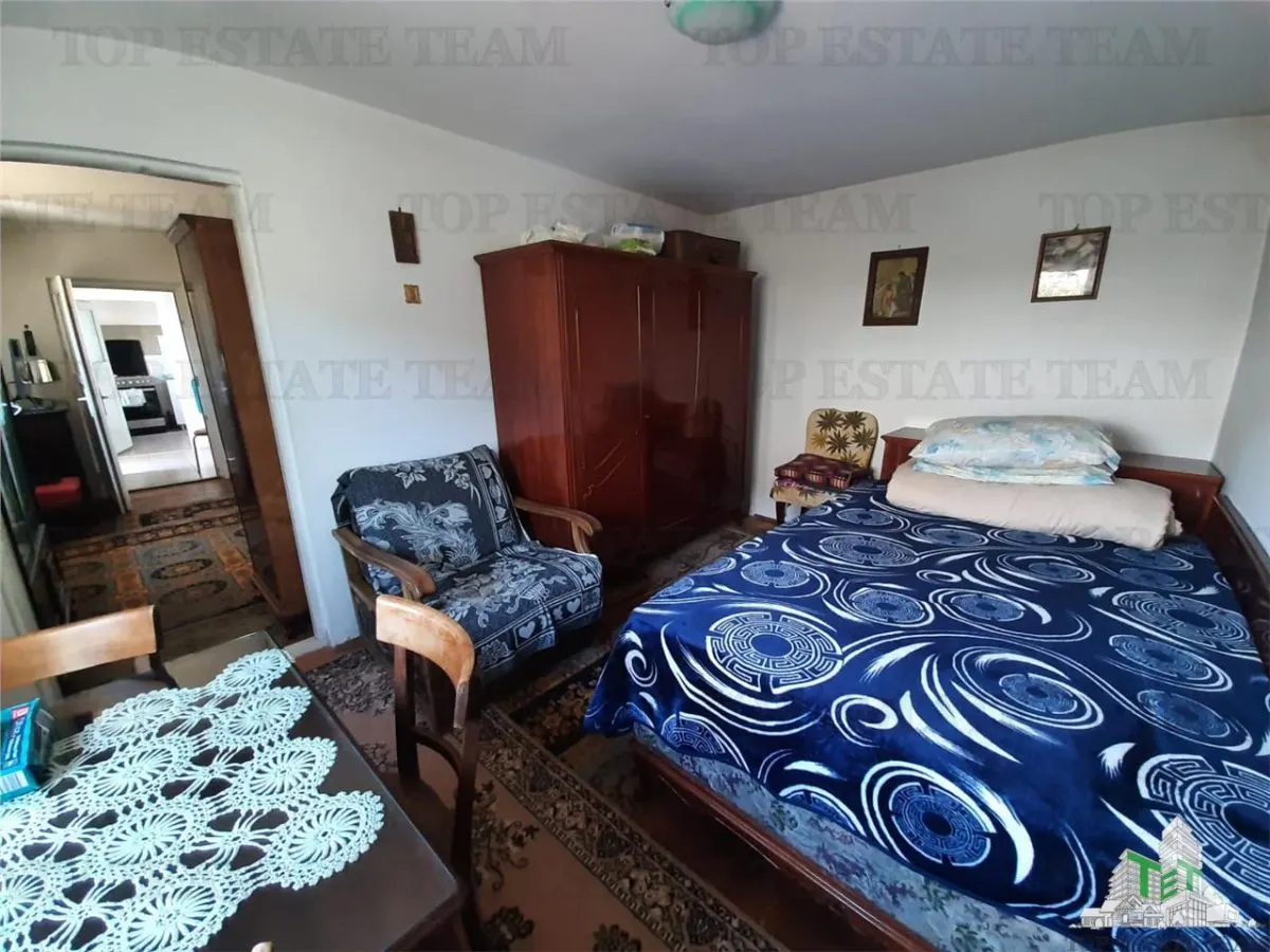 In exclusivitate Piata Veteranilor casa individuala  7 min de metrou - foto 15