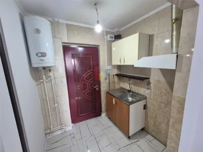 Garsoniera , etaj 3, Renovata 2026, Viziru 2 - Ciocarlia - foto 3