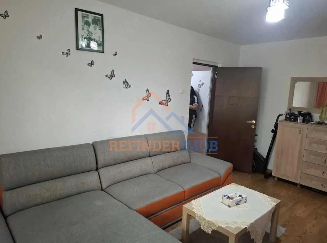 Apartament 2 camere sector 4 â€“ zona Straja - foto 7