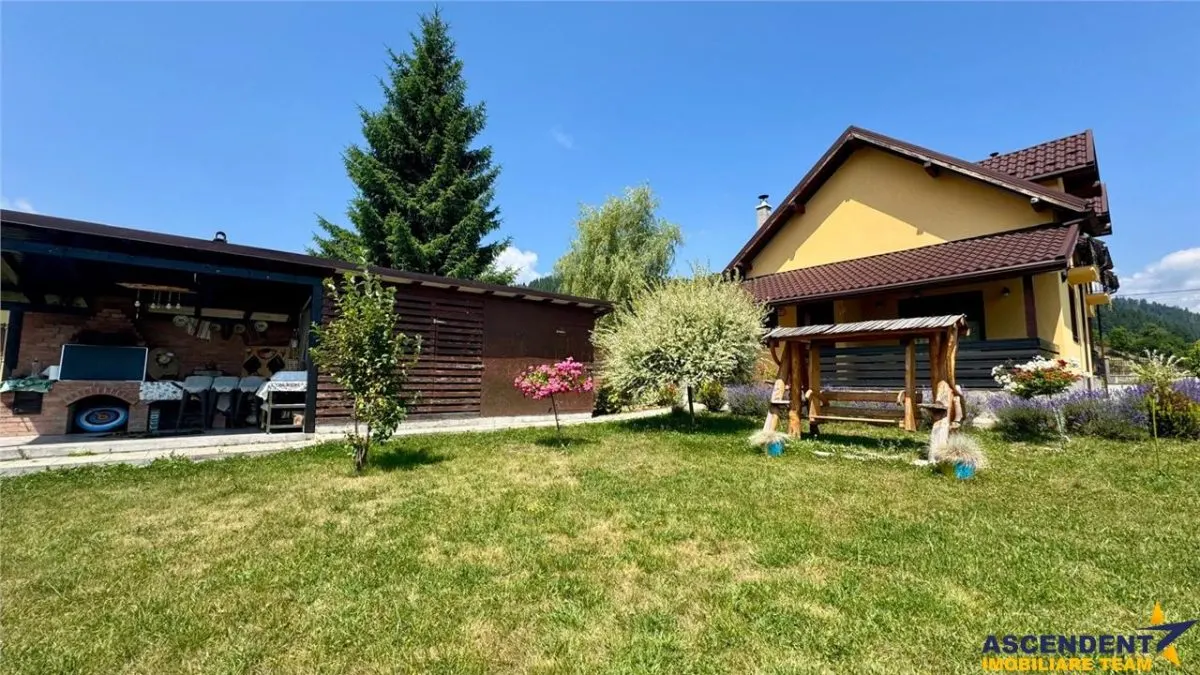 Refugiu pretios:jacuzzi, lemn masiv,2.000 mp teren,4 dormitoare, cuptor, investitie turistica - foto 11