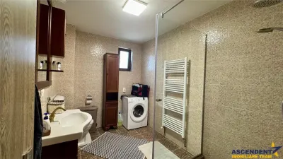 Refugiu pretios:jacuzzi, lemn masiv,2.000 mp teren,4 dormitoare, cuptor, investitie turistica - foto 19