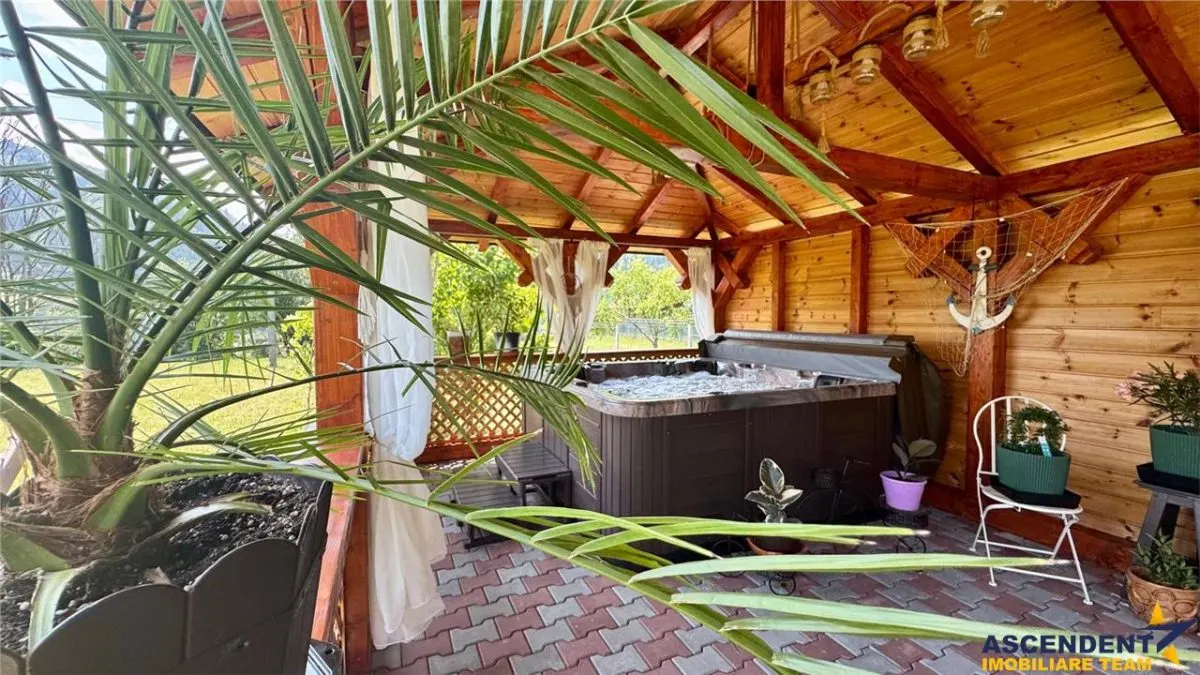 Refugiu pretios:jacuzzi, lemn masiv,2.000 mp teren,4 dormitoare, cuptor, investitie turistica - foto 6