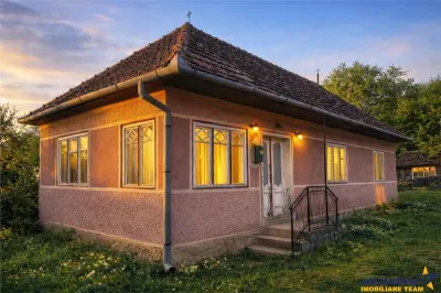 Teren roditor de peste 1.000mp cu casa traditionala, Sanzieni, Covasna - foto 4