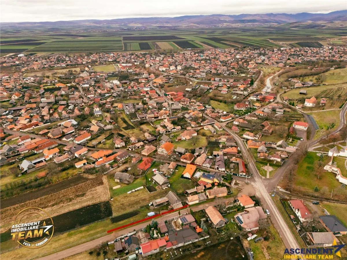 Teren roditor de peste 1.000mp cu casa traditionala, Sanzieni, Covasna - foto 7
