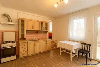 Casa 3 camere, Strada Agricultorilor, Unirii Targu Mures. - foto 3