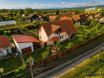 Vila duplex spatioasa in Chilieni, Sfantu Gheorghe,6 camere, garaj si teren generos - foto 6