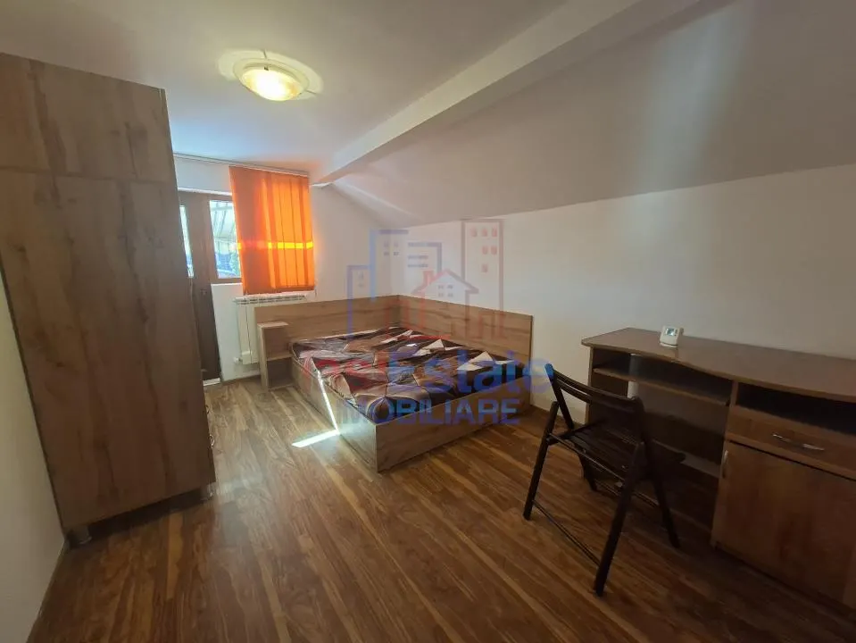 Casa parter + mansarda in cartier Galata - Iasi (nu Dealul Galata), 4 camere, 2 bai - foto 4