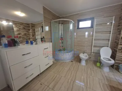 Casa parter + mansarda in cartier Galata - Iasi (nu Dealul Galata), 4 camere, 2 bai - foto 5