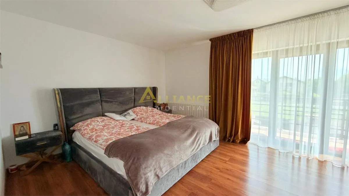Casa Individuala - 5 camere - 3 bai - 520mp teren - foto 19