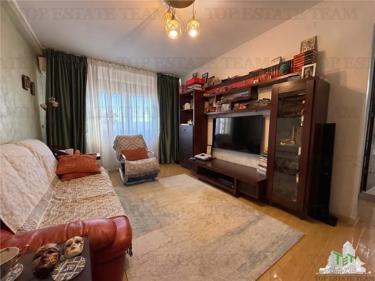 Apartament 3 camere decomandat | 2 bai | 2 lifturi | 6 min Metrou Crangasi - foto 1