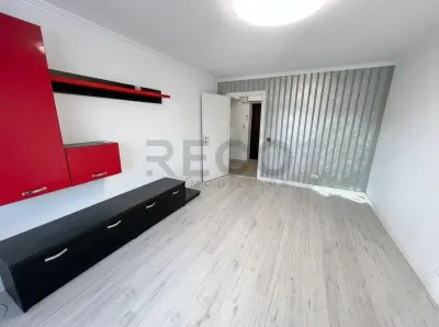 RECO Apartament cu 2 camere in Oradea zona Cantemir- Decomandat - foto 2