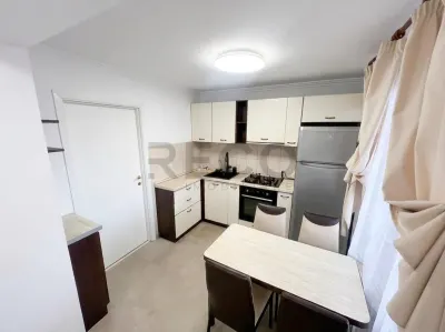 RECO Apartament cu 2 camere in Oradea zona Cantemir- Decomandat - foto 3