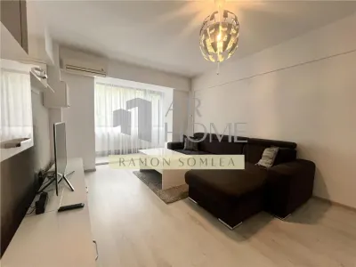 Apartament 2 camere, renovat, ultracentral, Ploiesti - foto 2
