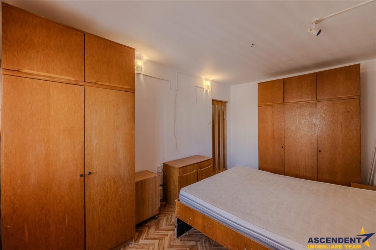 Decomandat, 2 camere, insorit, balcon, loc parcare, 2 boxe, Astra, Brasov. - foto 15