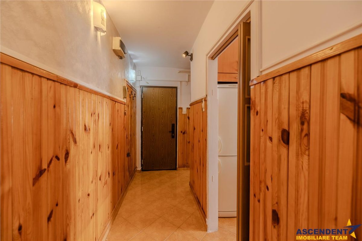 Decomandat, 2 camere, insorit, balcon, loc parcare, 2 boxe, Astra, Brasov. - foto 19