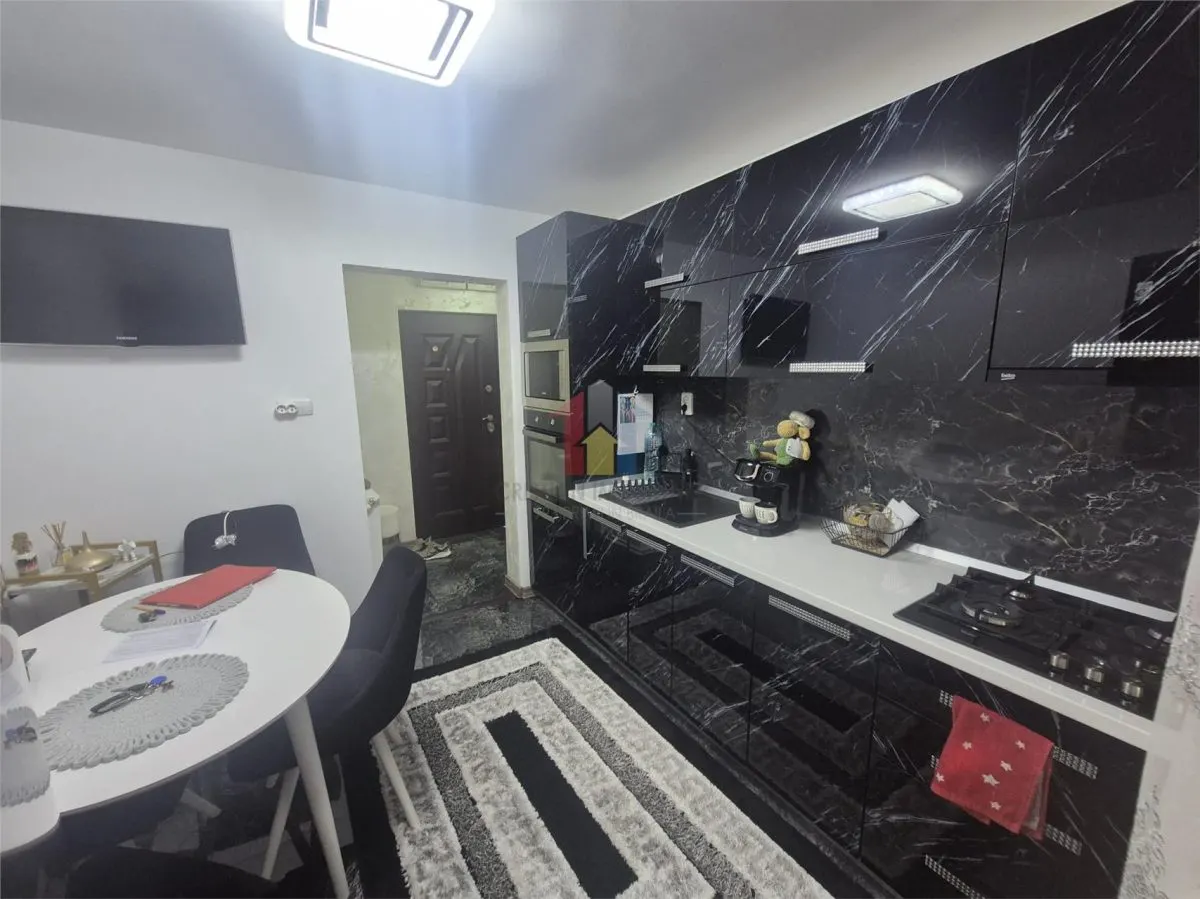 3 camere transformat in 2, ULTRAMODERN, Hipodrom - Microhala - foto 7