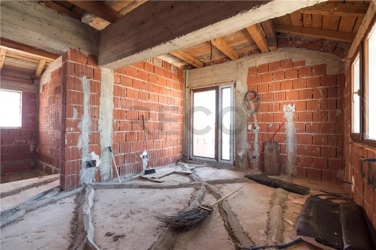 RECO Casa in Santandrei, locatie excelenta, aproape de centura noua - foto 3