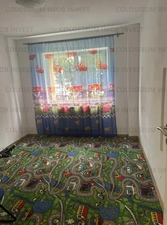 Apartament 3 camere, decomandat - zona Racadau - foto 3