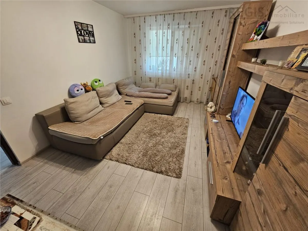 Apartament 2 camere decomandat, renovat, parter inalt â€“ zona Astra - foto 2