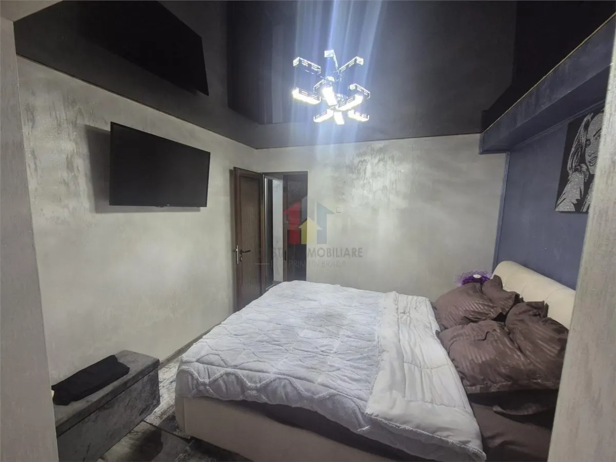 RENOVAT ! 3 camere transformat in 2,  Hipodrom - Microhala - foto 4