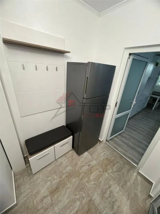 Inchiriere garsoniera in zona Podu de Piatra - foto 3