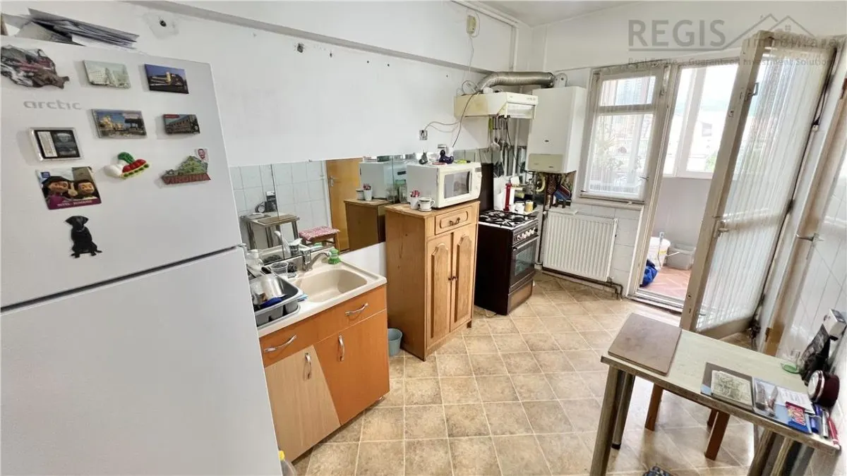 Apartament 2 camere decomandat etaj intermediar Calea Bucuresti, Brasov - foto 6
