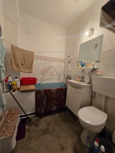 Apartament 3 camere semidecomandat, Podu Ros - Cantemir - foto 4