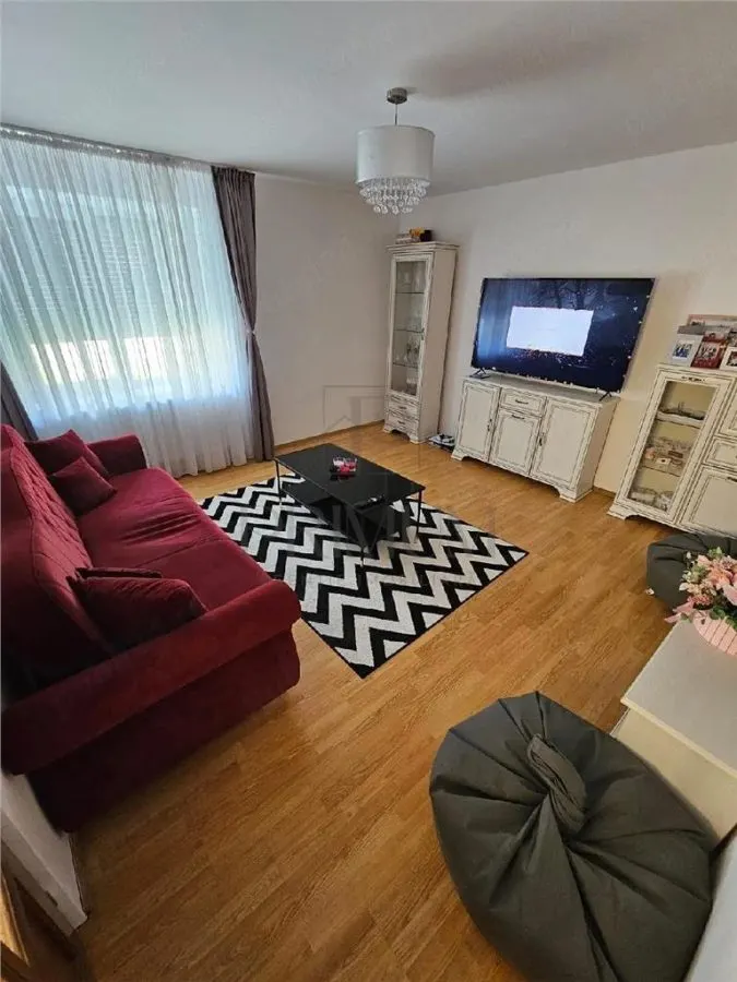 Freidorf, casa individuala, 3 camere, 2 dormitoare, decomandat - foto 1