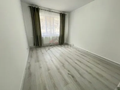 Vanzare garsoniera 20 mp renovata complet - foto 5