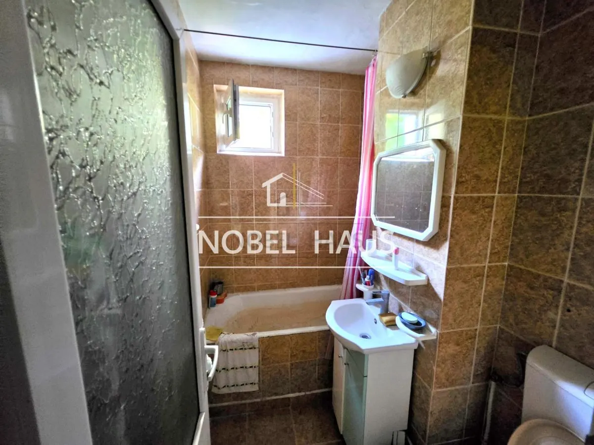 Apartament 3 camere, etajul 2, decomandat, zona Gradina, Barlad - foto 9