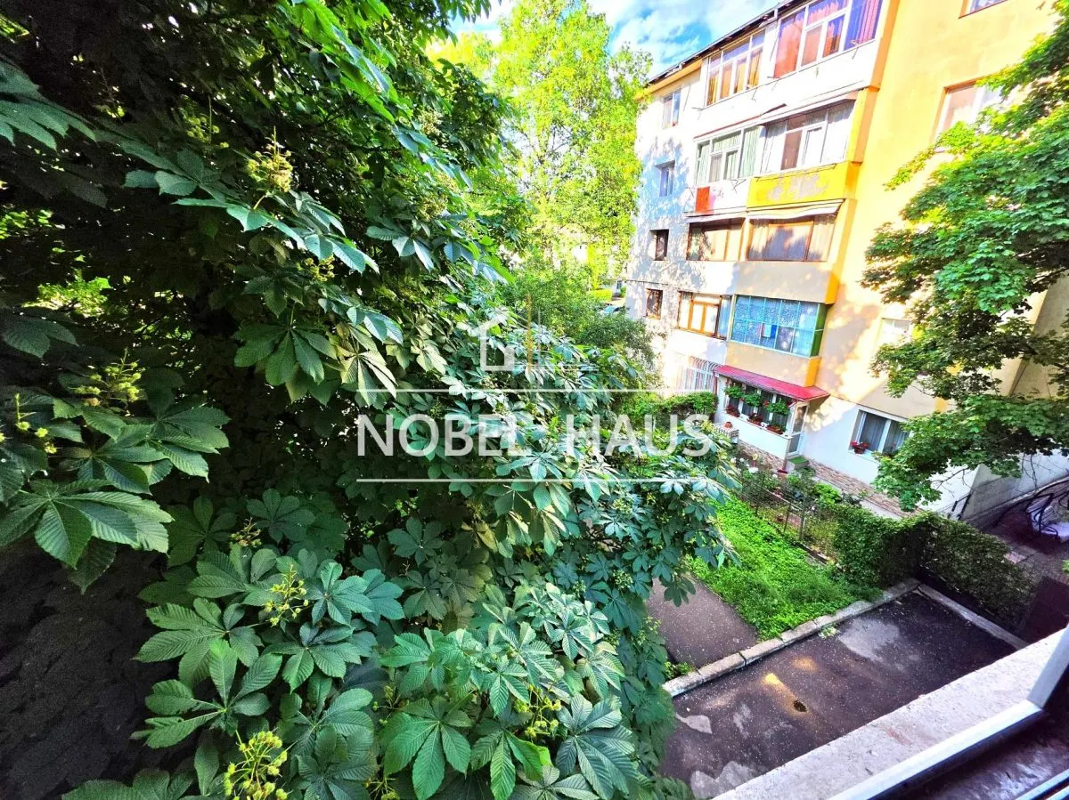 Apartament 3 camere, etajul 2, decomandat, zona Gradina, Barlad - foto 10