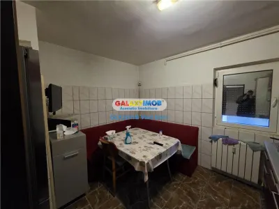De inchiriat Apartament 2 camere decomandat Teatrul Masca - foto 4