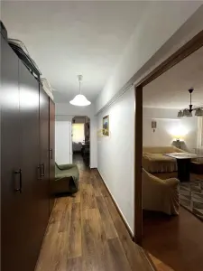 Etaj 2 | Apartament cu 2 camere in Micro 16 - foto 4