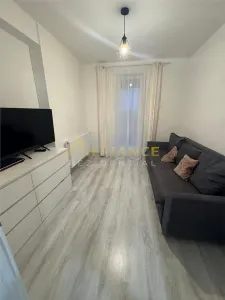 Apartament 3 camere de vânzare  | Etaj 3/5 | Mobilat - foto 2