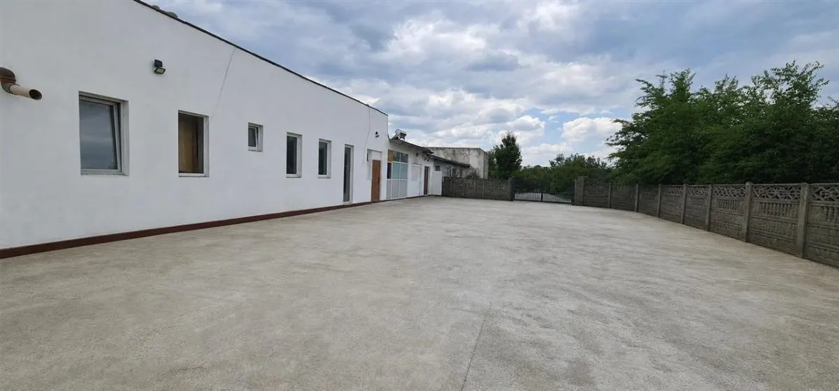Cazare muncitori garsoniere/apartamente la curte in Vladimirescu - foto 1