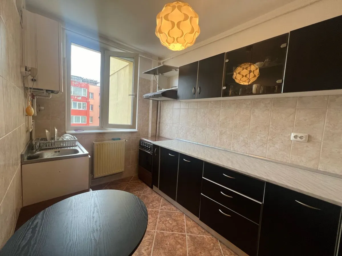 Apartament 2 camere, zona Vlahuta - foto 1
