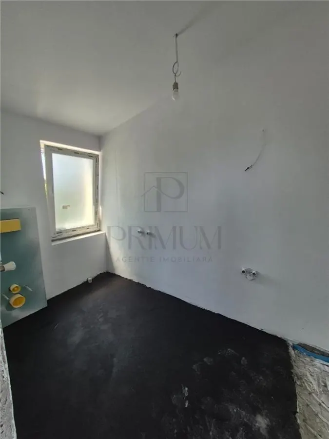 PLOPI, CASA INDIVIDUALA, 3 CAMERE, 2 DORMITOARE, 2 BAI - foto 11