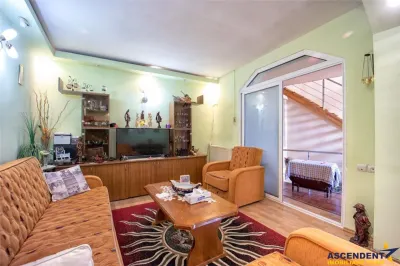 Pe incantare florala, casa cu 5 camere, curte individuala, Central, Brasov - foto 5