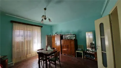 Resita Casa 5 Camere Zona Muncitoresc - Resita