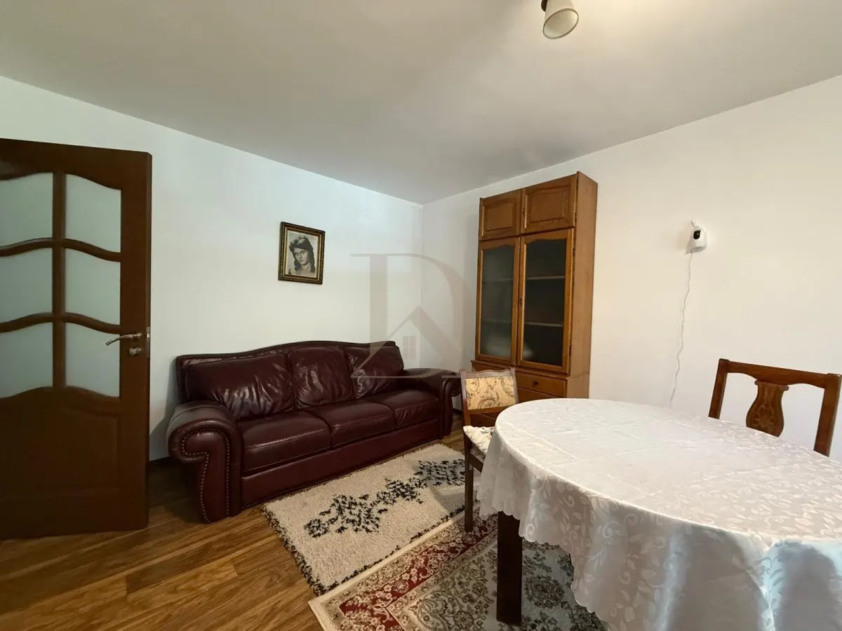 De închiriat! Centru - Hala Centrala, 3 camere 74 mp - foto 1